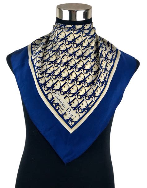 christian dior neck scarf